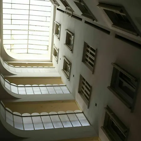Apartman Mynice - White